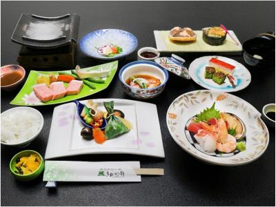◆極み会席◆大満足！お肉もお魚も堪能◆大自然に囲まれたさひめ野で
